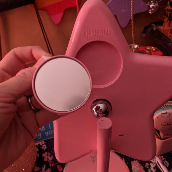 Jeffree Star LED rechargeable makeup mirror - Picture 8 of 10